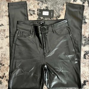 Fashion nova super stretch leather pants size small
